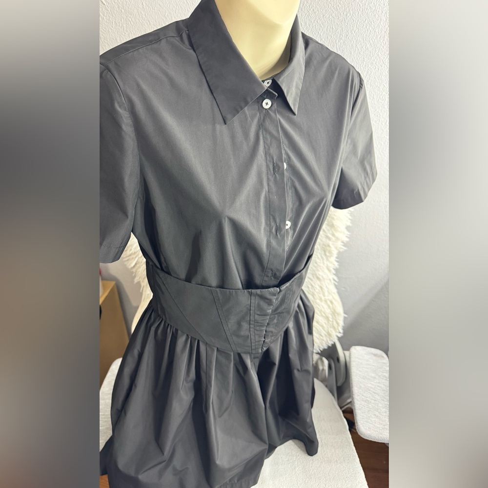 X REVOLVE SASKIA
MINI DRESS
Amanda Uprichard
Small - Picture 6 of 12